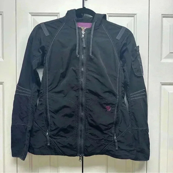 Moutain Hardwear Jacket. Black and Purple. Size 4 - Picture 1 of 10